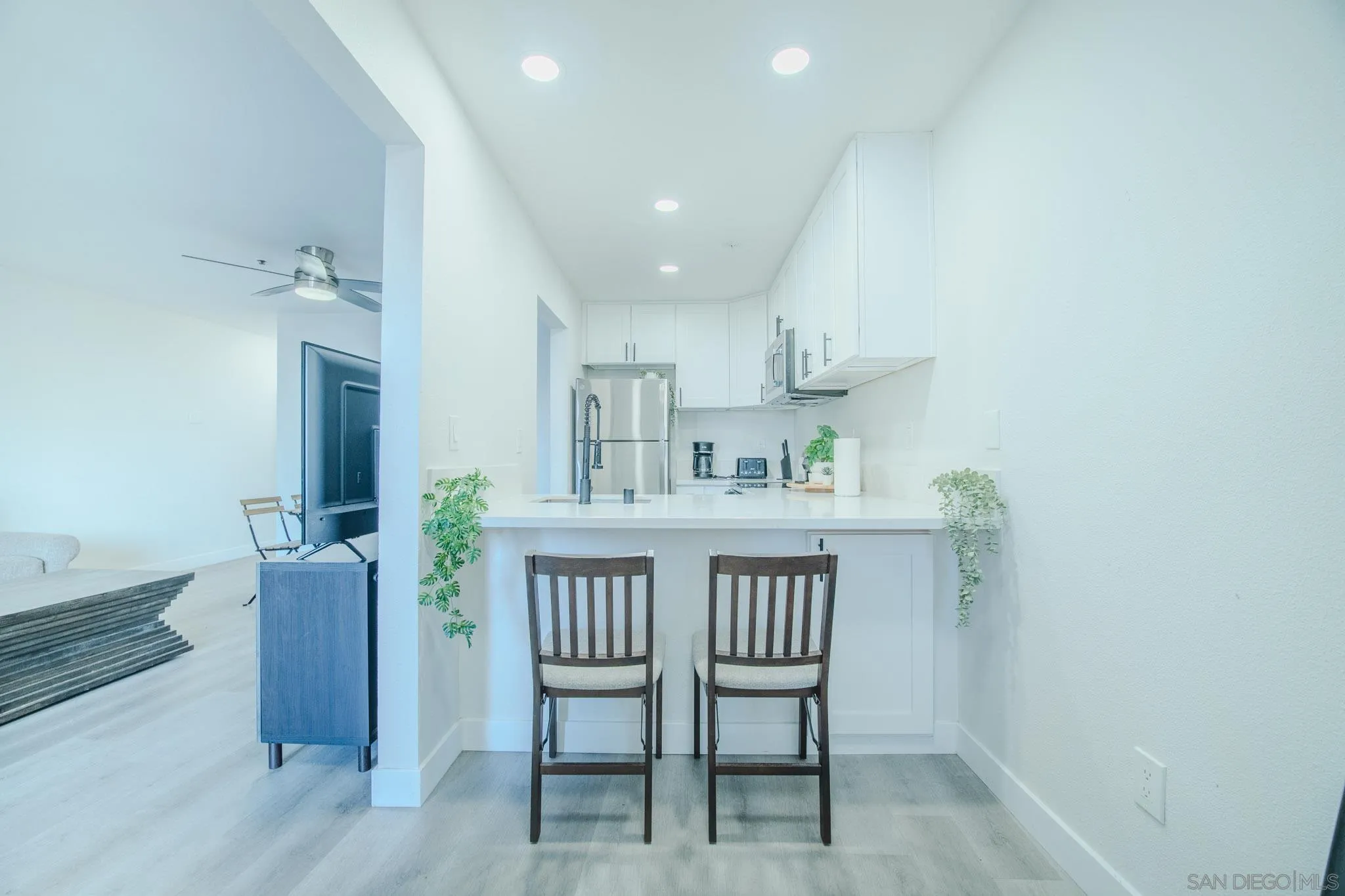 https://cdn.realtyfeed.com/cdn/127/260020938/09401e292e1f5345950b0547e3f9b3aa.webp