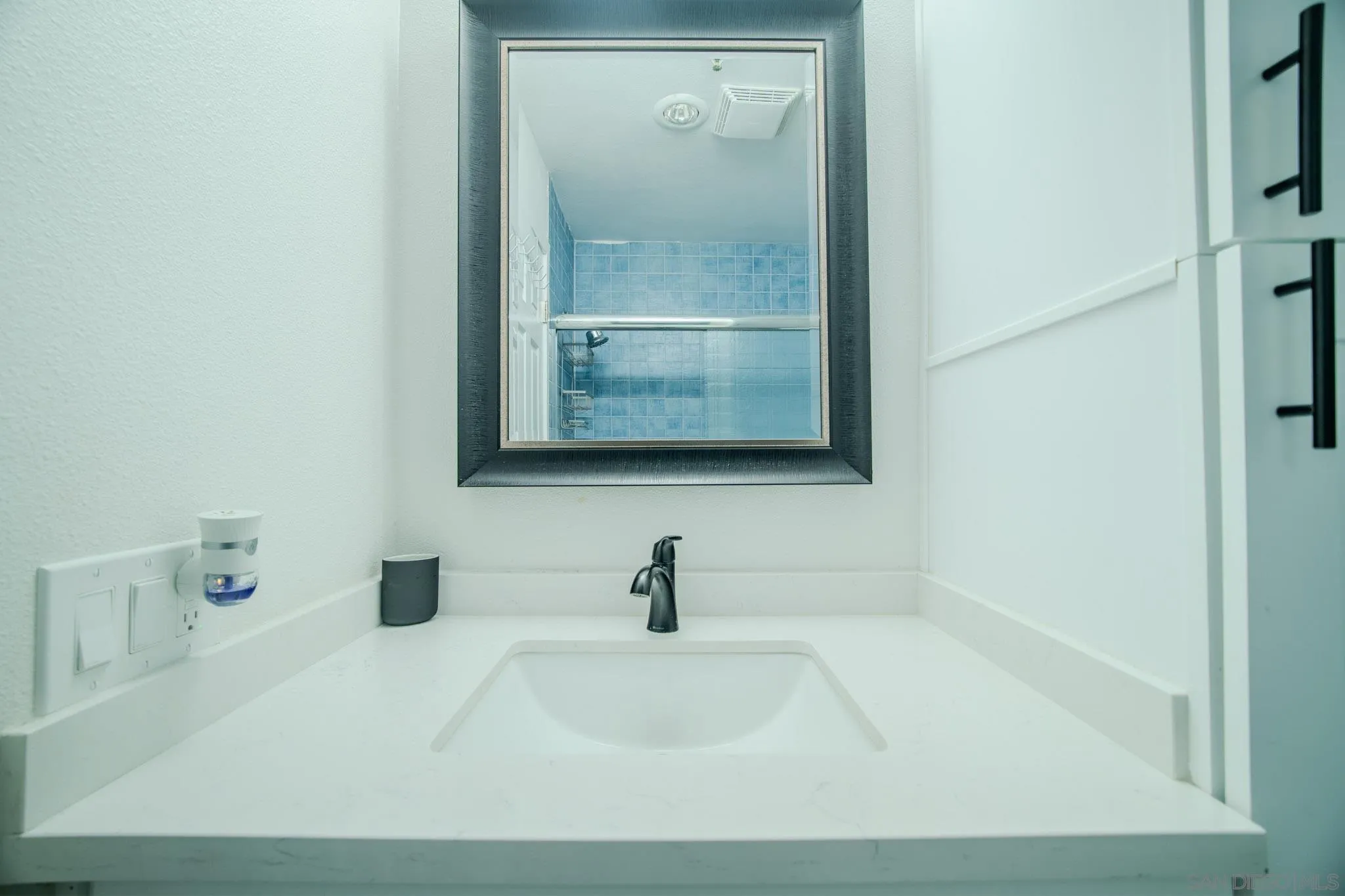 https://cdn.realtyfeed.com/cdn/127/260020938/a3240b9888e580ec96e346774ee6ed0a.webp