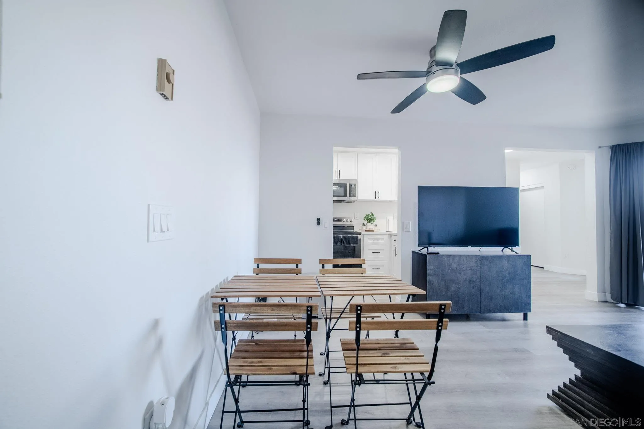 https://cdn.realtyfeed.com/cdn/127/260020938/f59457c02b31a0a89671b9836b823a9a.webp