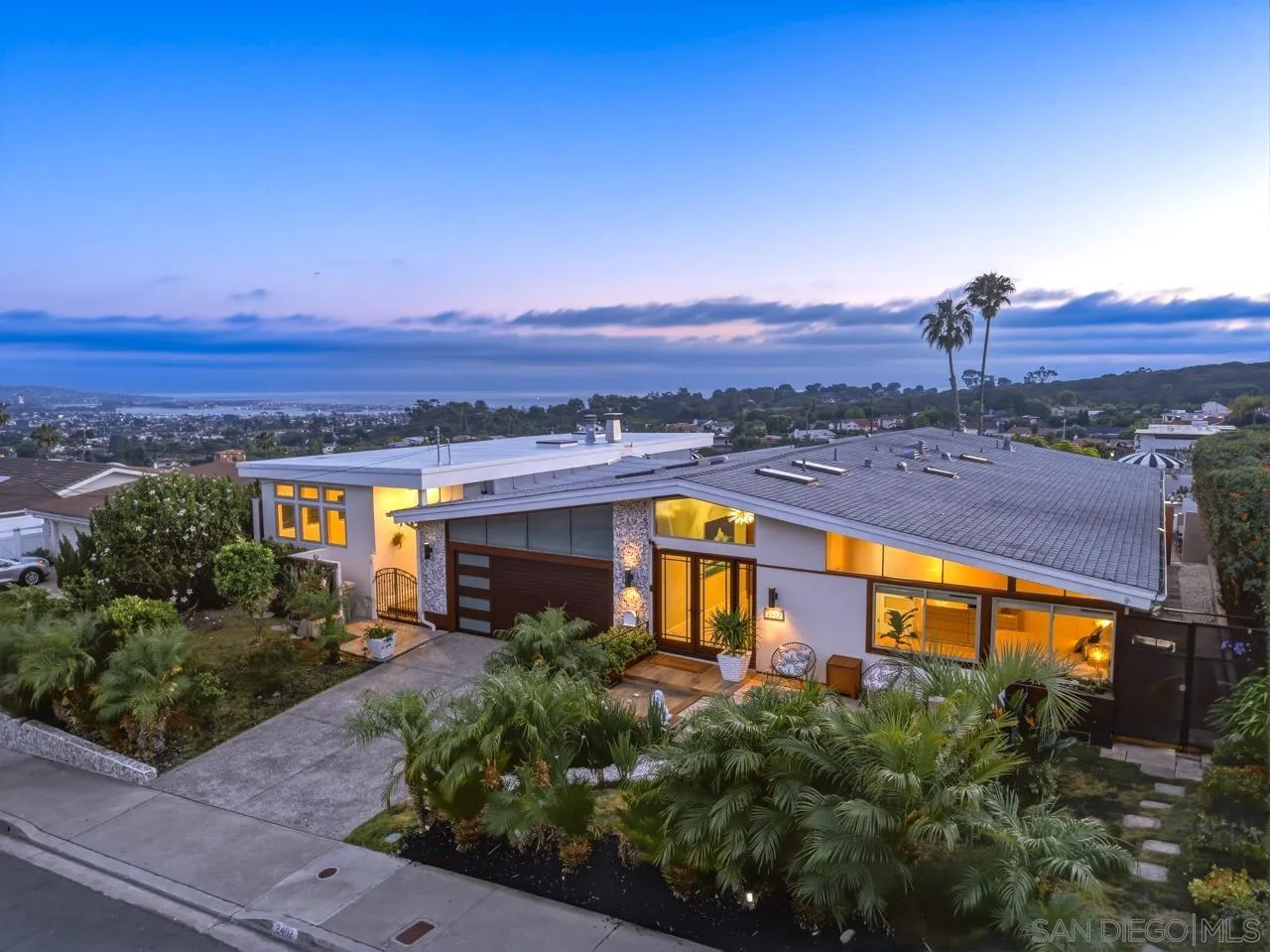 https://cdn.realtyfeed.com/cdn/127/260020943/5c6a576a79e179134b1acb1e0ac3a3b4.webp