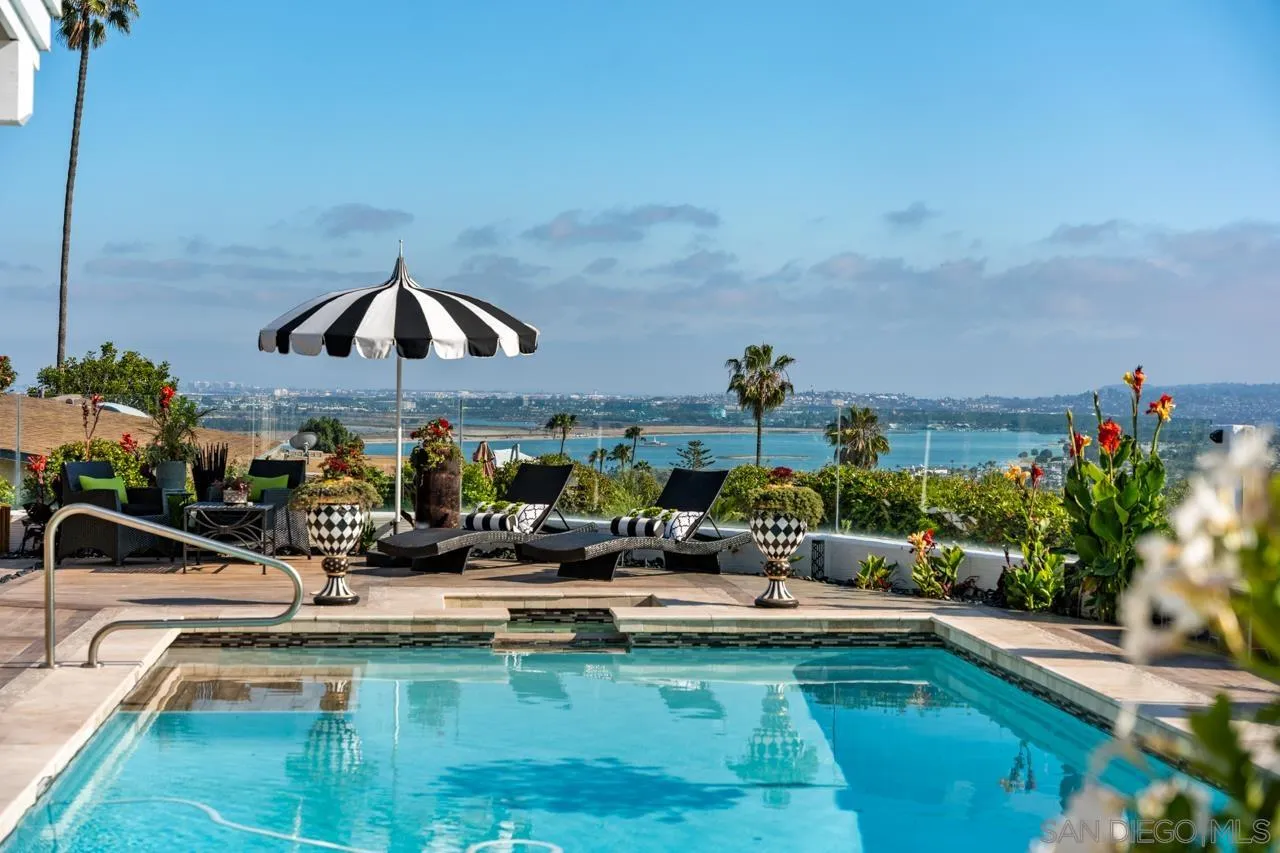 2402 Alto Cerro Circle, San Diego, CA 92109 - Photo 4 of 50, San Diego, CA