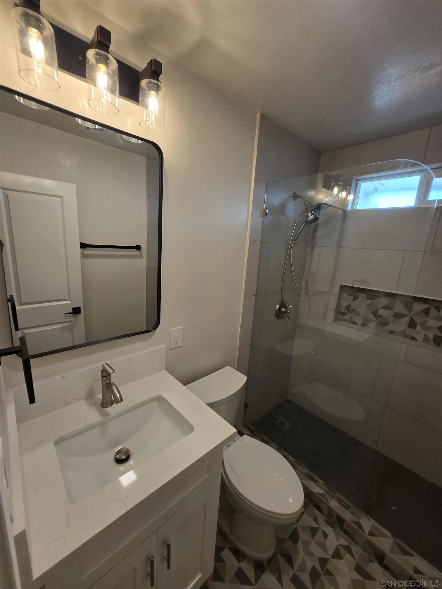 2132 E 5th St, National City, CA 91950 - Photo 3 of 39, National City, CA