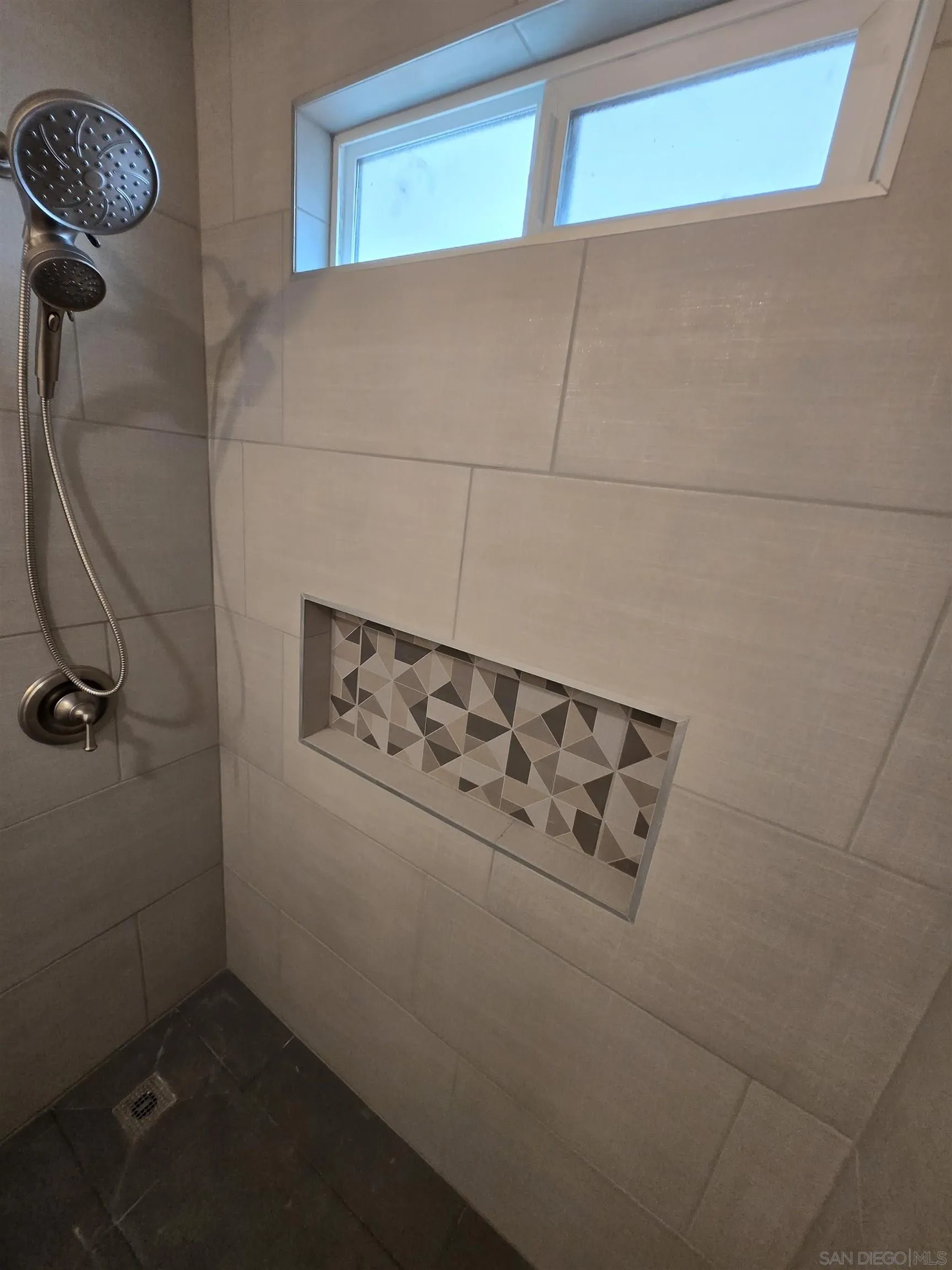 2132 E 5th St, National City, CA 91950 - Photo 5 of 39, National City, CA