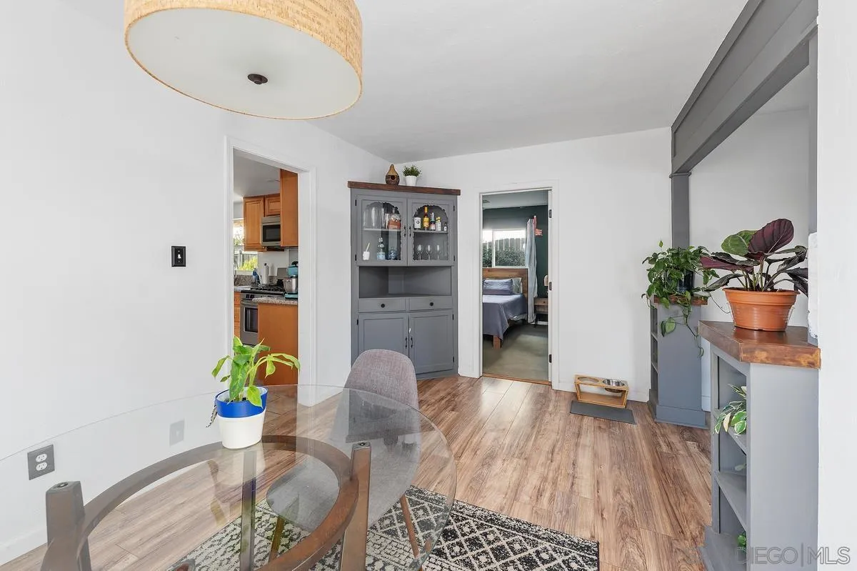 https://cdn.realtyfeed.com/cdn/127/260020947/0dd2edfc6f5cf8fb9ec4c5a5ca20dc6b.webp