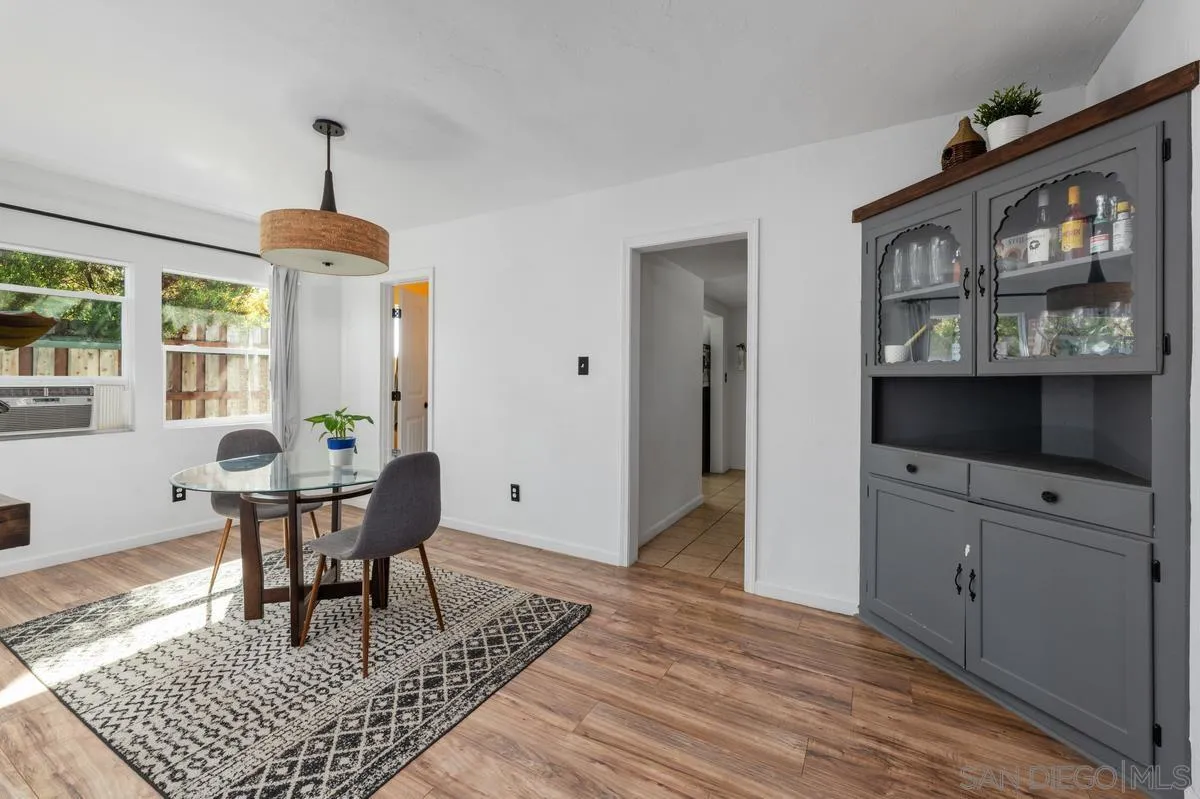 https://cdn.realtyfeed.com/cdn/127/260020947/a373b049759a3b2807727e2fb0730b70.webp