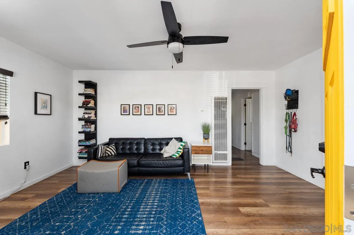 https://cdn.realtyfeed.com/cdn/127/260020947/c1b5b4cdbfd6cb54fea478464e3bf46e.webp