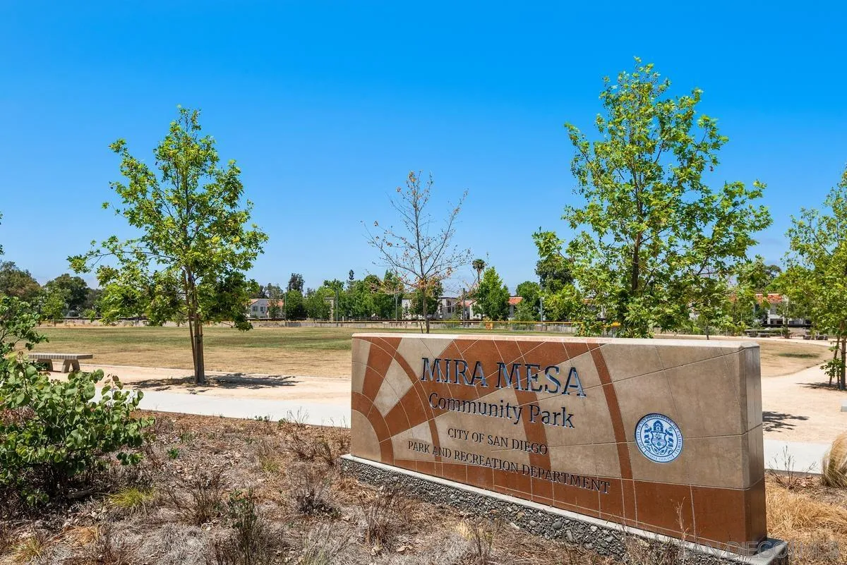 https://cdn.realtyfeed.com/cdn/127/260020948/2633691b45f4d35389085400183063fa.webp
