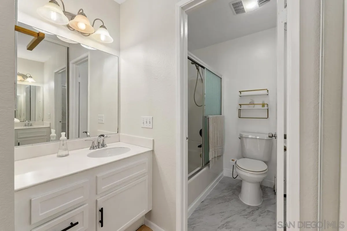 https://cdn.realtyfeed.com/cdn/127/260020948/c21b25ac74188b1539b188d109ddec49.webp
