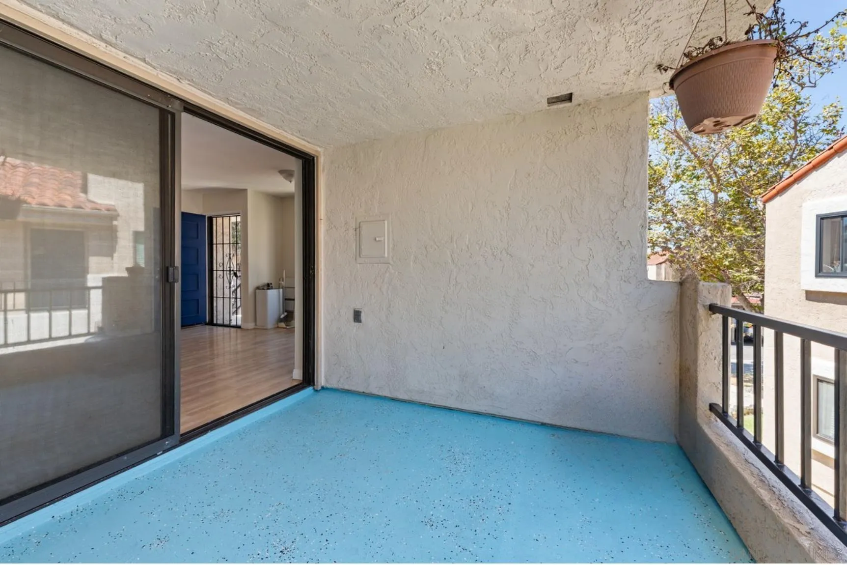 https://cdn.realtyfeed.com/cdn/127/260020948/cd65160a65528e96e54f9968fe49db75.webp