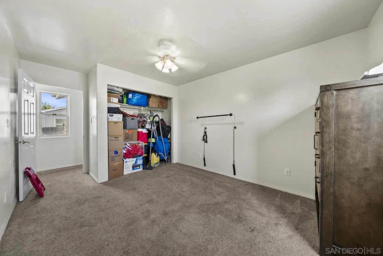 https://cdn.realtyfeed.com/cdn/127/260020950/01525e572264c6e97919cbf9b2aa568c.webp