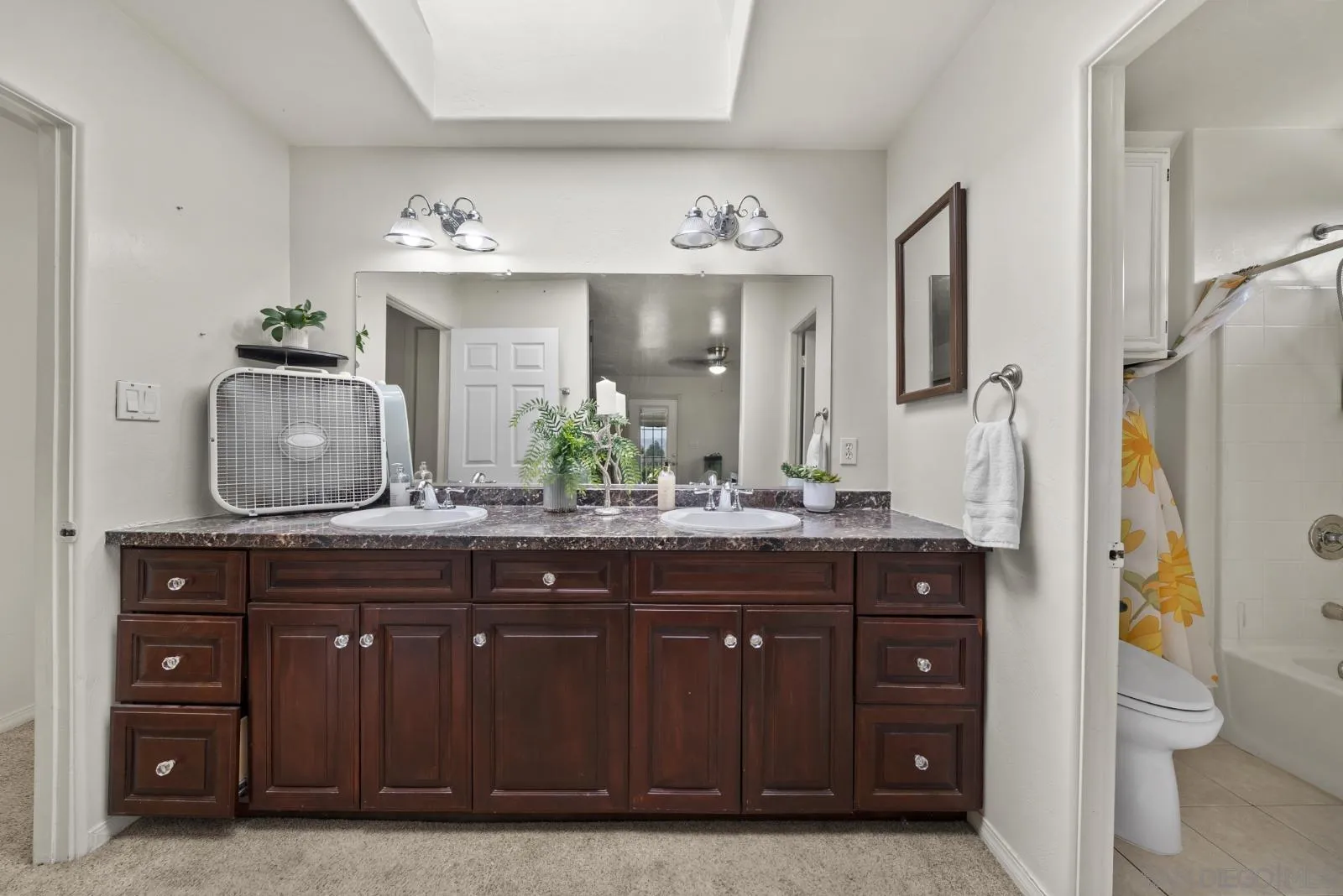 https://cdn.realtyfeed.com/cdn/127/260020950/1e36b4b0858659df719cd5f1dfe245b4.webp