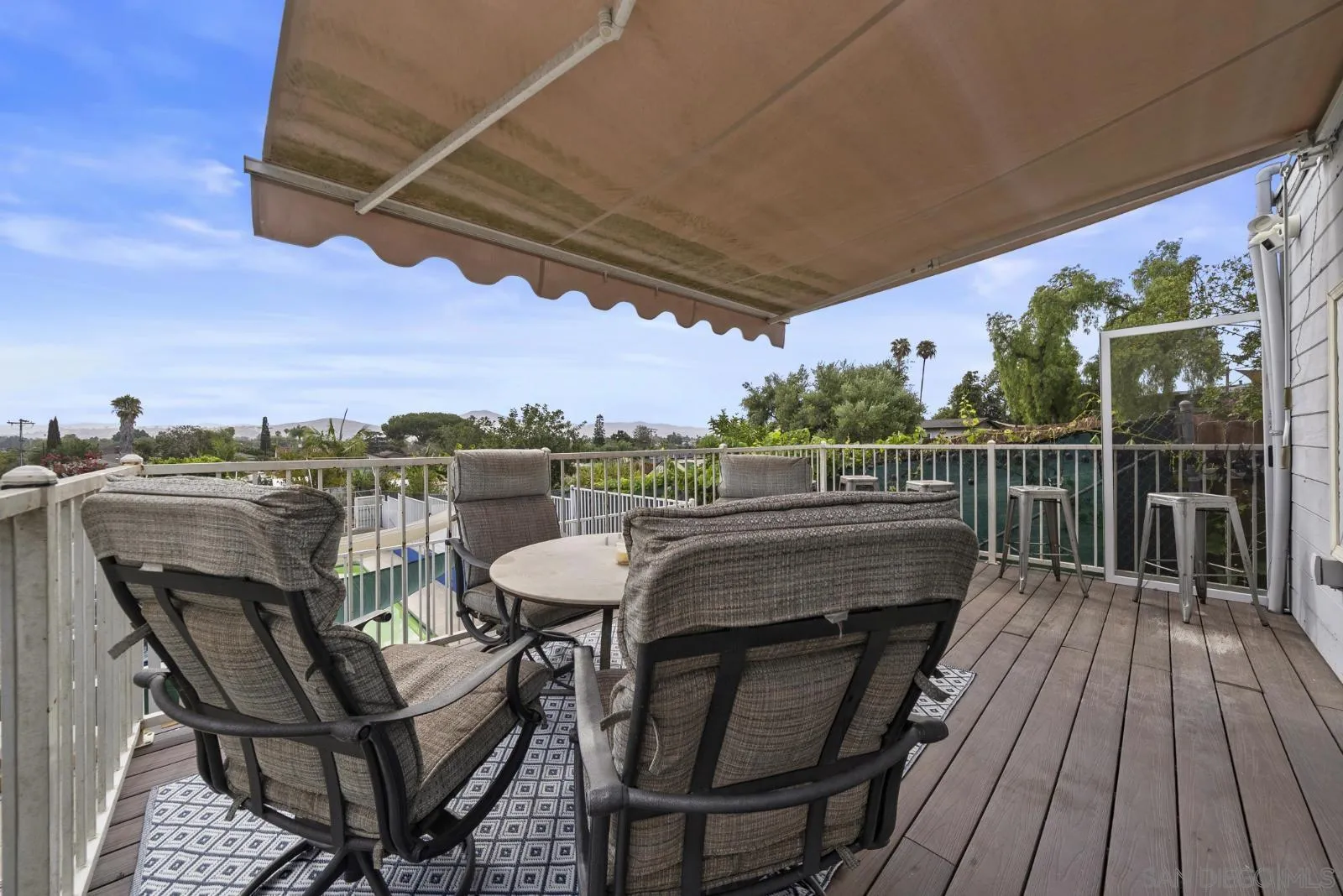https://cdn.realtyfeed.com/cdn/127/260020950/29acb9fb602c126b5d4e38aea213f9d7.webp