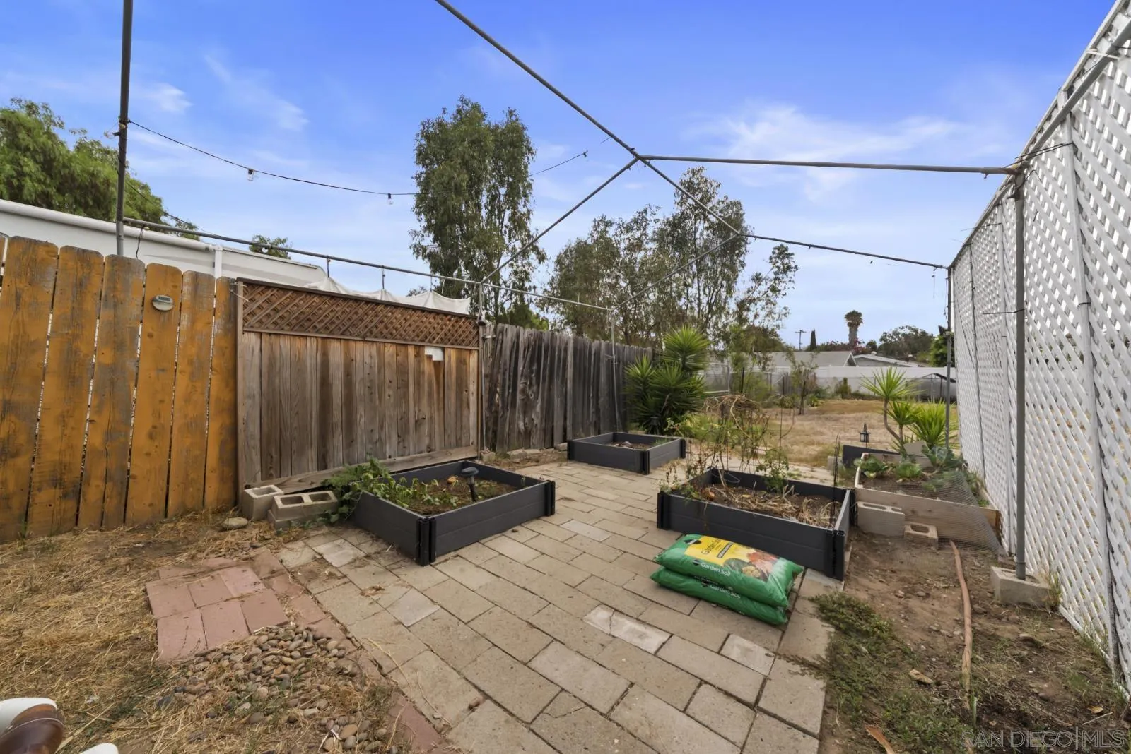 https://cdn.realtyfeed.com/cdn/127/260020950/7d10ac7508896c2b1174e9fb4494bcb1.webp