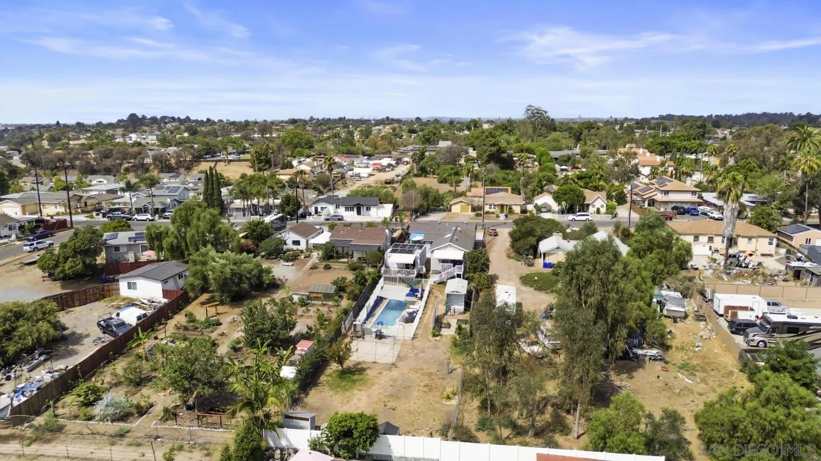 https://cdn.realtyfeed.com/cdn/127/260020950/f57dd0a89e9d2e0ec74126a4de367d7b.webp