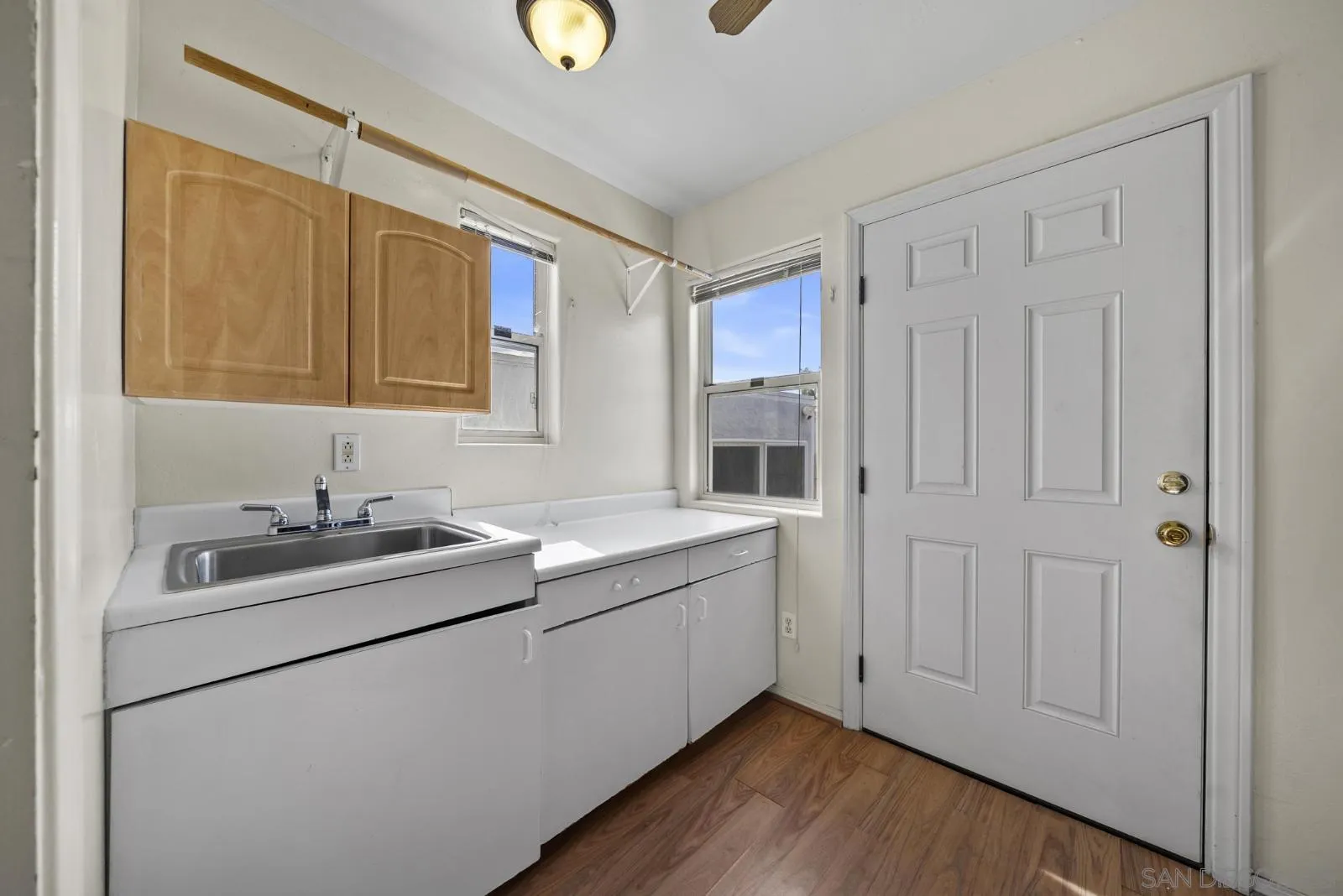 https://cdn.realtyfeed.com/cdn/127/260020950/f9a0a6654e4ab6088d8f198cdfc4bcfb.webp
