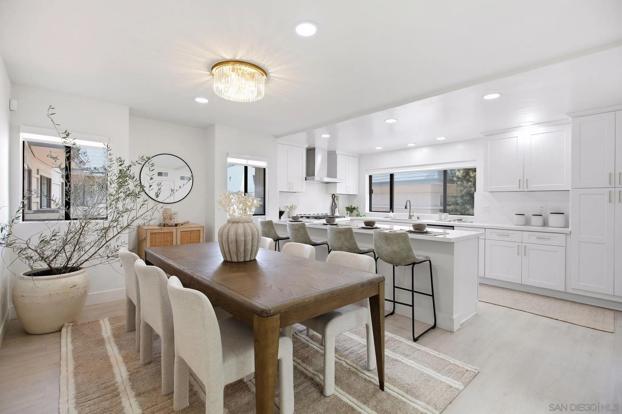 7965 Caminito Del Cid, La Jolla, CA 92037 - Photo 4 of 29, La Jolla, CA
