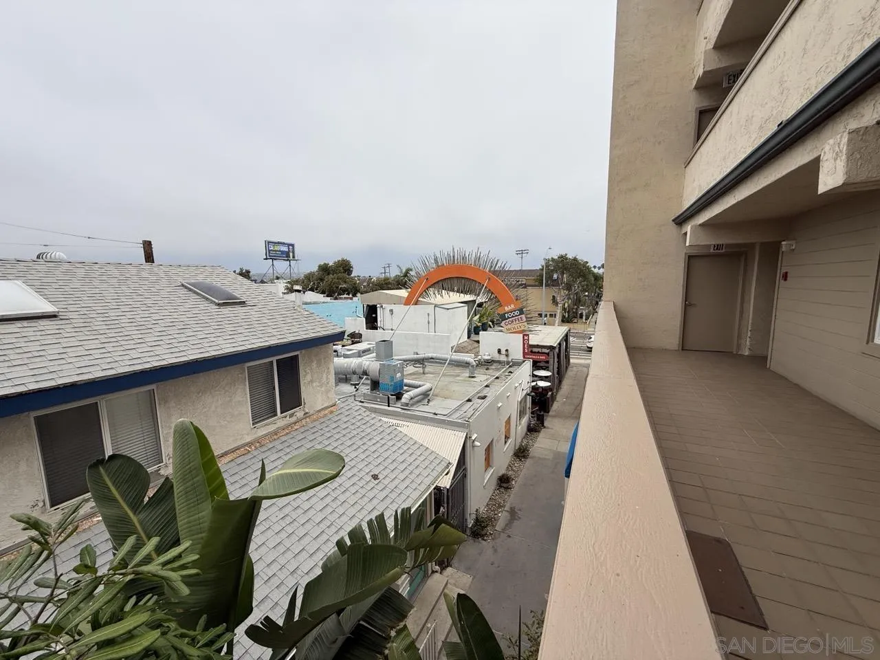 https://cdn.realtyfeed.com/cdn/127/260020952/1d4591bba0eb7f45ebbed5a82555adcf.webp