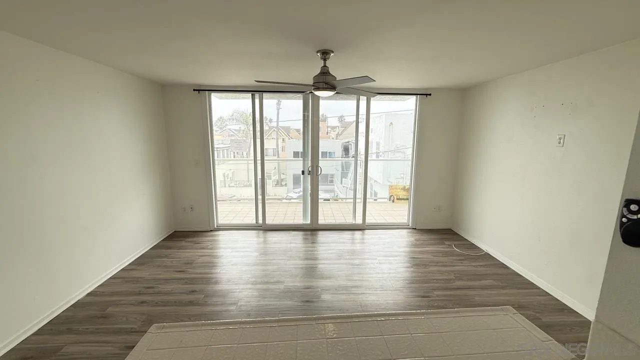 https://cdn.realtyfeed.com/cdn/127/260020952/4e84fa30bc613016b16c730301a5a571.webp