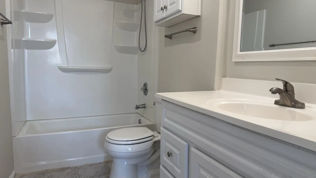 https://cdn.realtyfeed.com/cdn/127/260020952/f2ff3dfd615daf4b31f9e7ae355e164d.webp