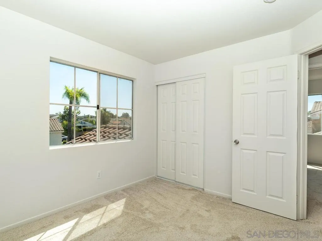 https://cdn.realtyfeed.com/cdn/127/260020953/357b74d8f12345618f6060663865e72d.webp