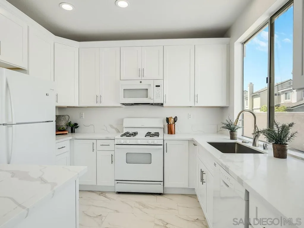 https://cdn.realtyfeed.com/cdn/127/260020953/410e19ee37a9f01687716693372de230.webp