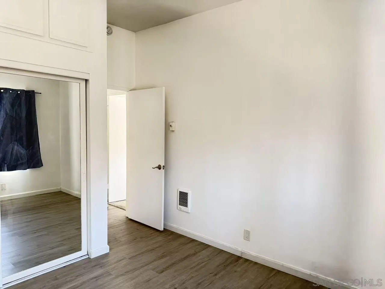 https://cdn.realtyfeed.com/cdn/127/260020954/cdf09597233cf1f392997563c28ed7b4.webp