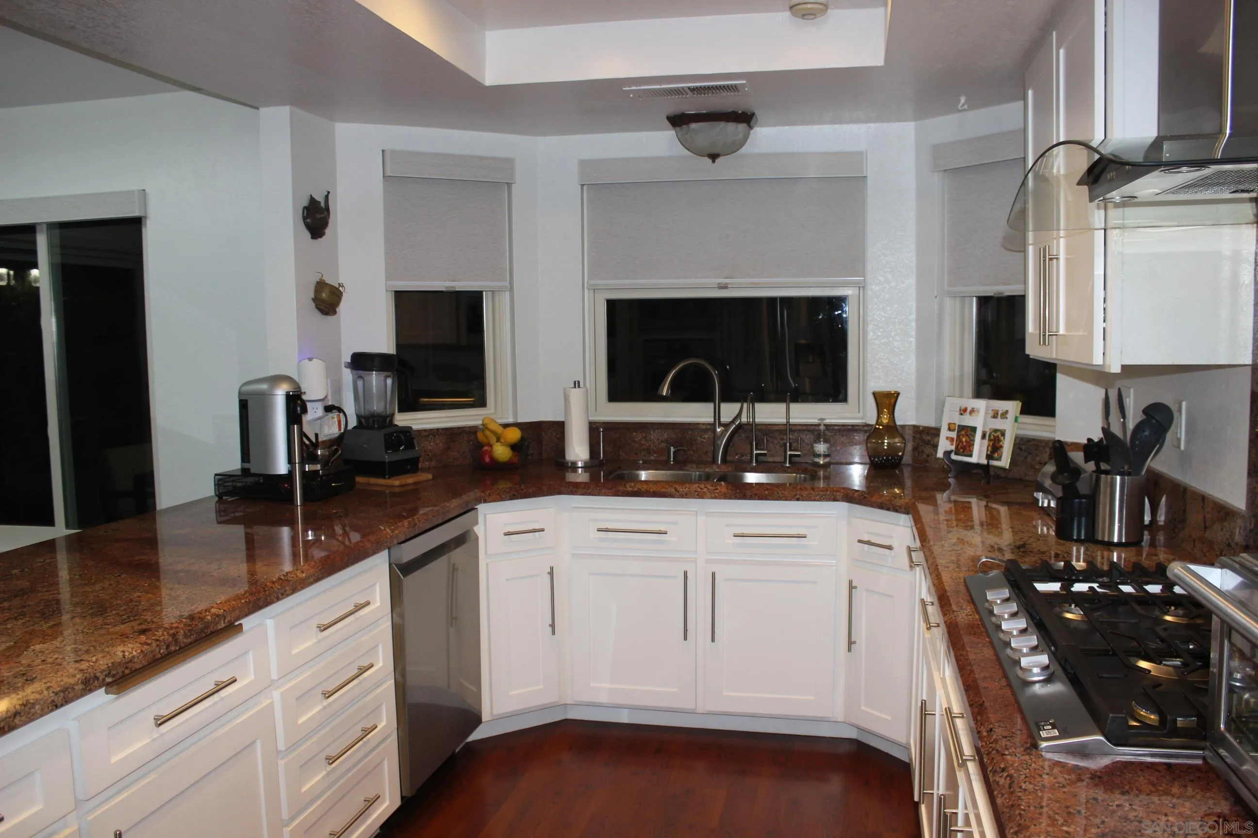https://cdn.realtyfeed.com/cdn/127/260020956/53f9c16bc6ce5a21f792f8d4f793ca07.webp