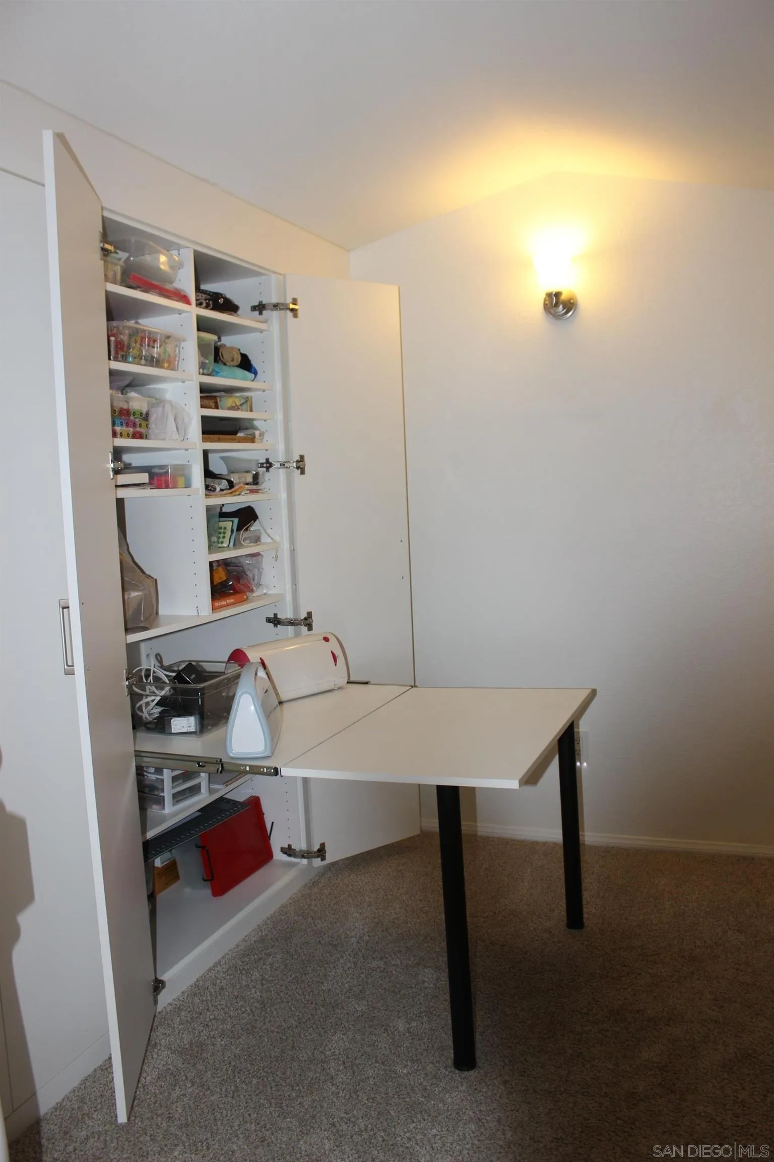 https://cdn.realtyfeed.com/cdn/127/260020956/eb7c75dfdddf5a75838efb4d7d464574.webp