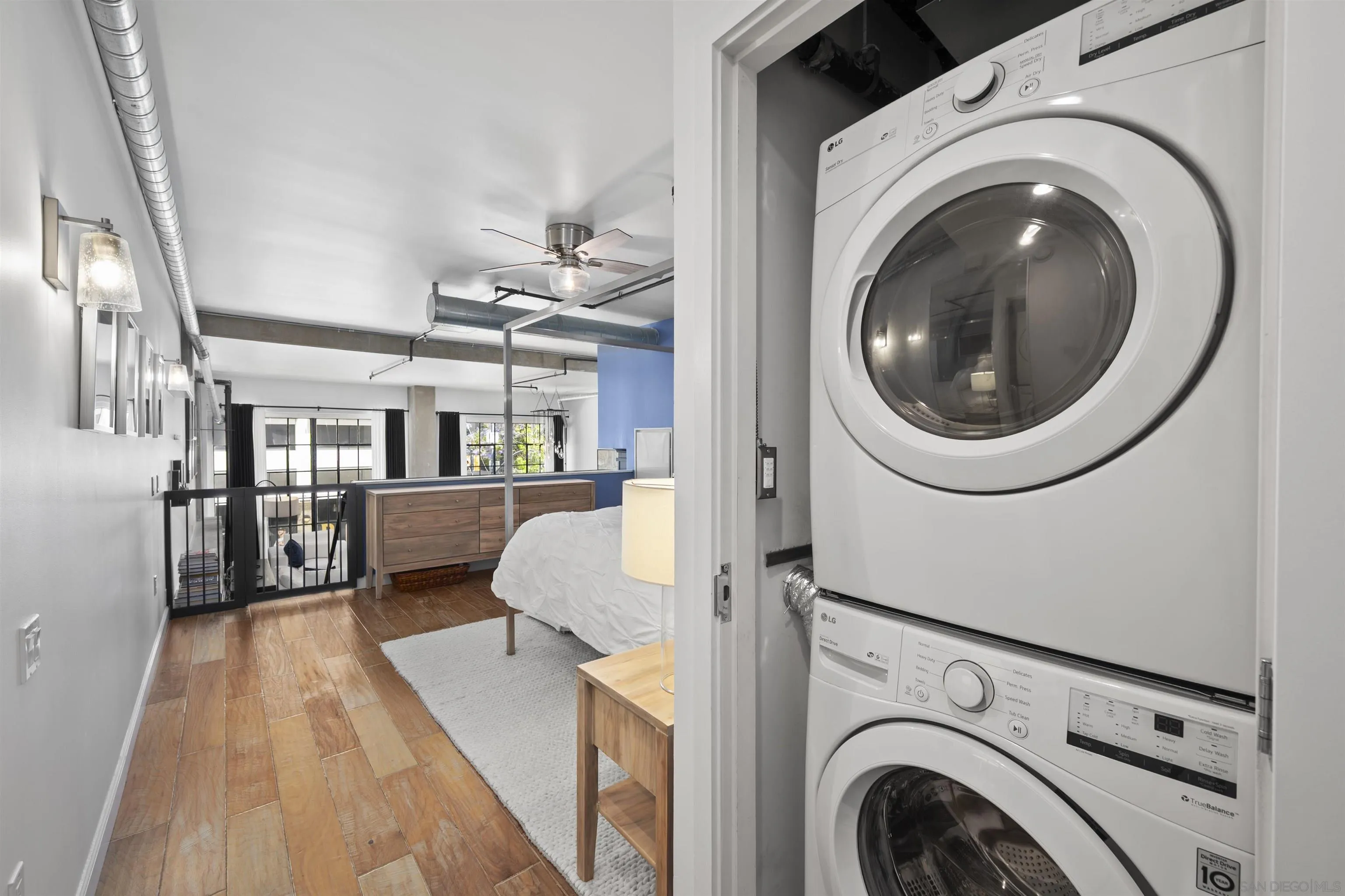 https://cdn.realtyfeed.com/cdn/127/260020958/2987f828ba7bd53ddea3e75af46a7e92.webp