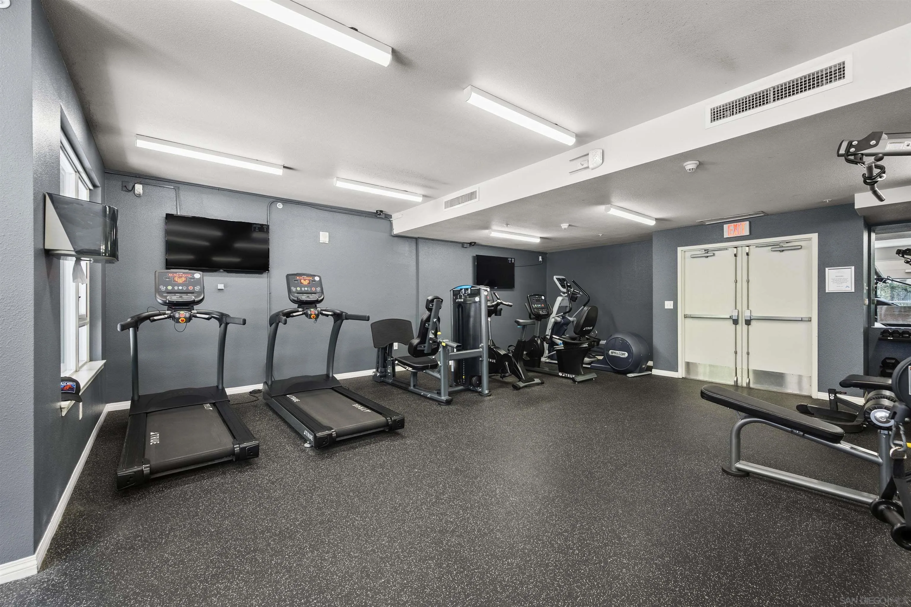 https://cdn.realtyfeed.com/cdn/127/260020959/411bba38275deb9ae15506412b9467c0.webp