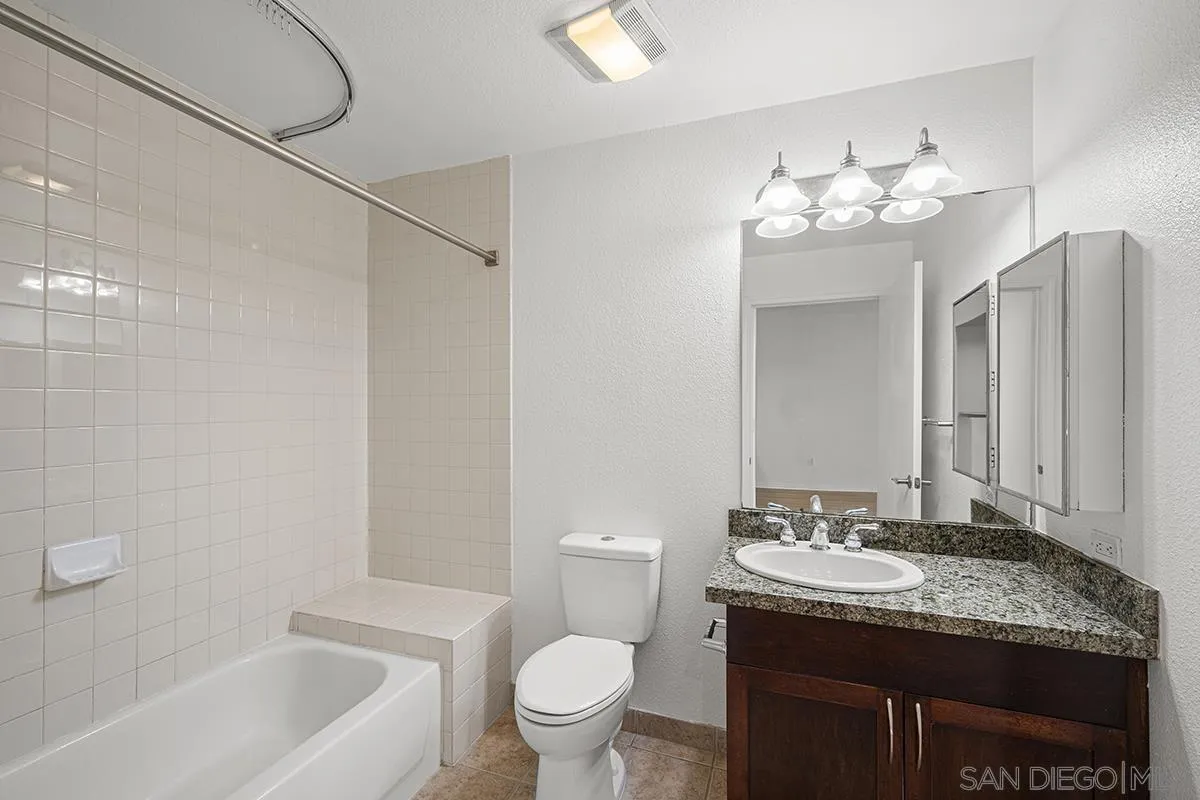 https://cdn.realtyfeed.com/cdn/127/260020959/70c3b76d5381451daacc66009a75ee9e.webp