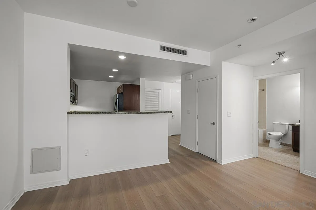 https://cdn.realtyfeed.com/cdn/127/260020959/90ac68b1497e066e7c68e99cf770b75e.webp
