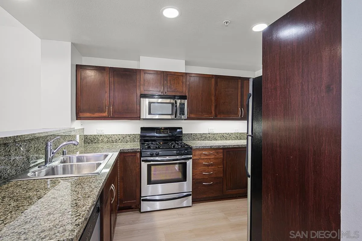 https://cdn.realtyfeed.com/cdn/127/260020959/b240b2179c55fdd784661fbb7f43197b.webp