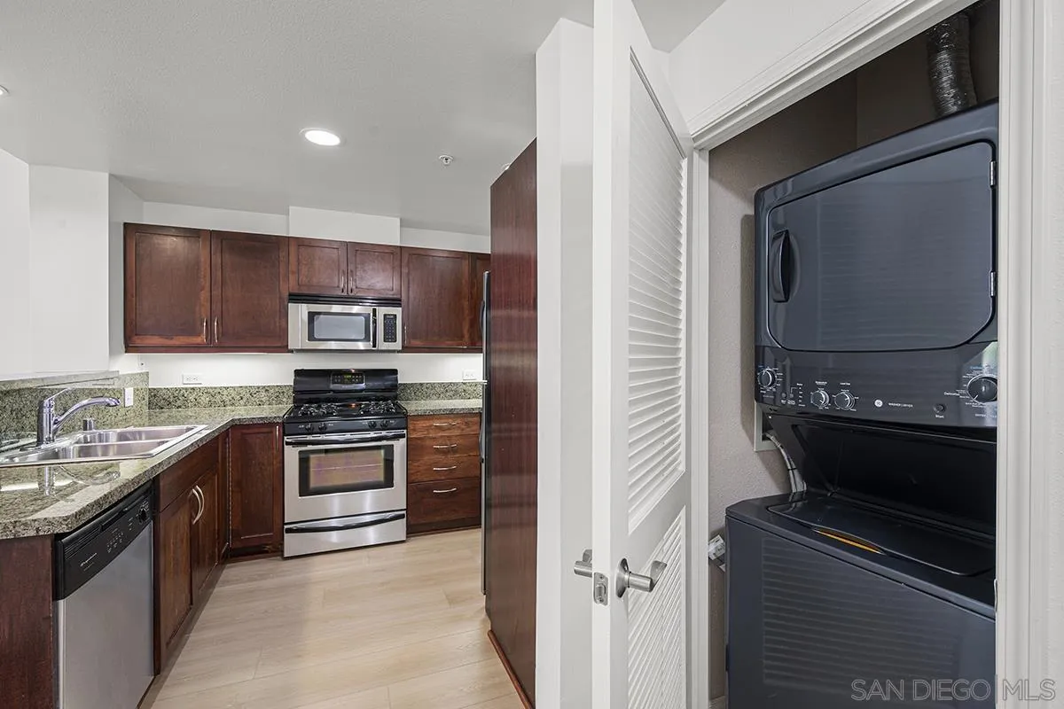 https://cdn.realtyfeed.com/cdn/127/260020959/cbcd2802e7356ccaddcb27e2c90153af.webp