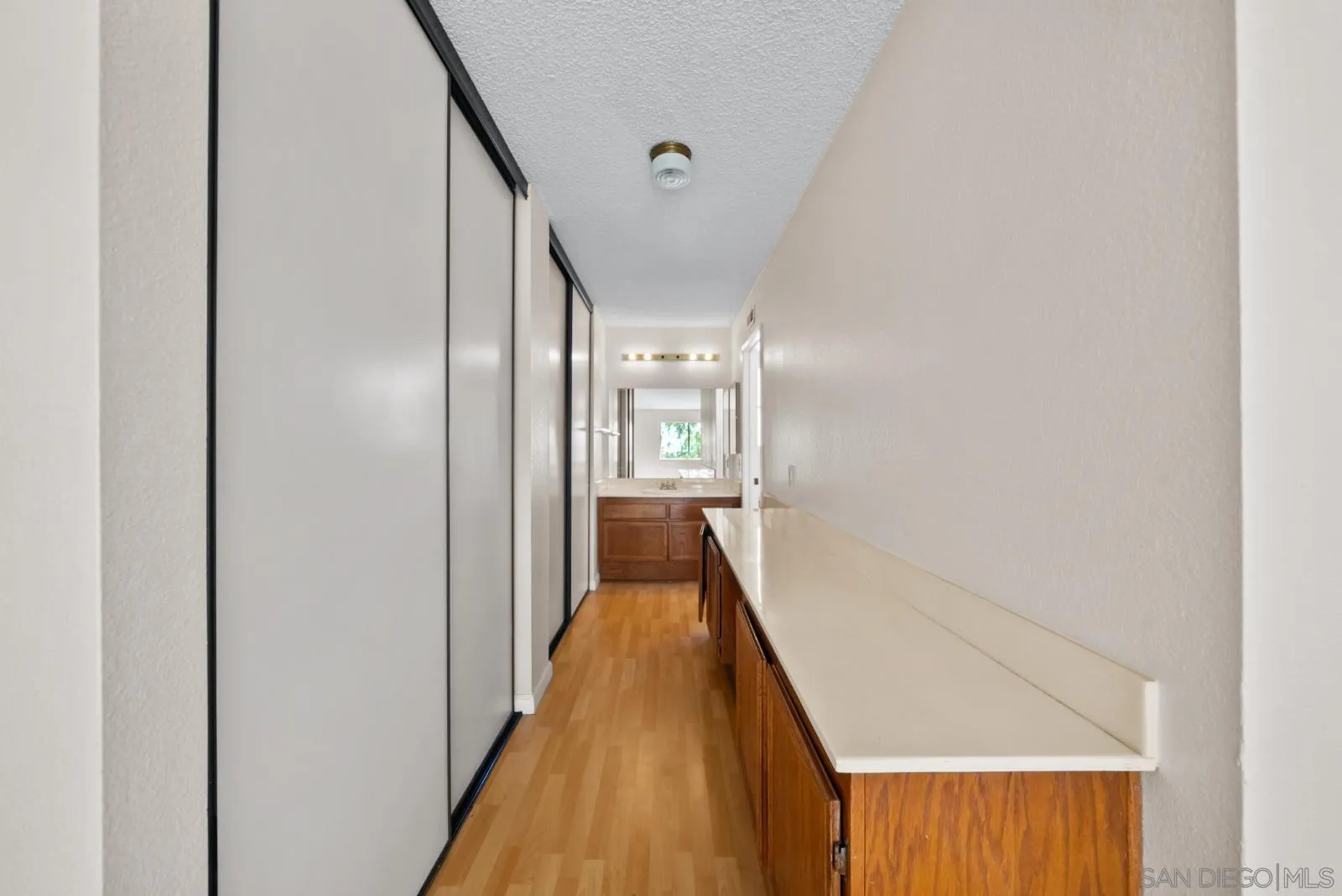 https://cdn.realtyfeed.com/cdn/127/260020965/2535d0102ee9b897980d95bdb82ee543.webp
