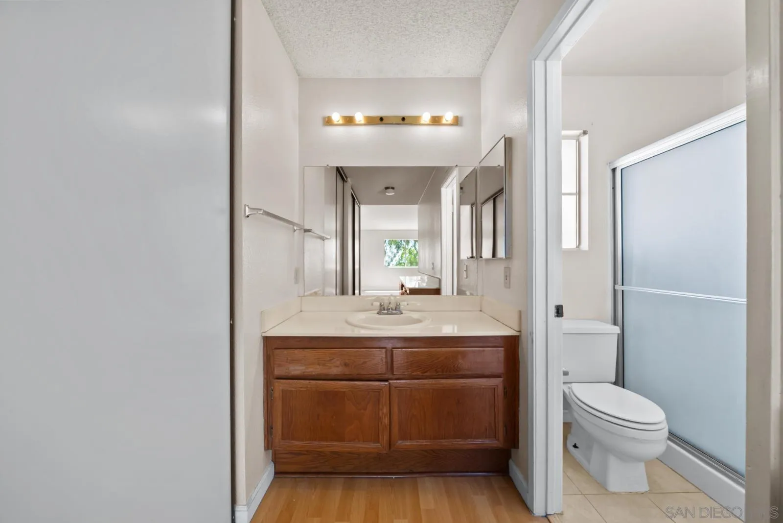 https://cdn.realtyfeed.com/cdn/127/260020965/6a14e72ca80c3f00b667008495321161.webp