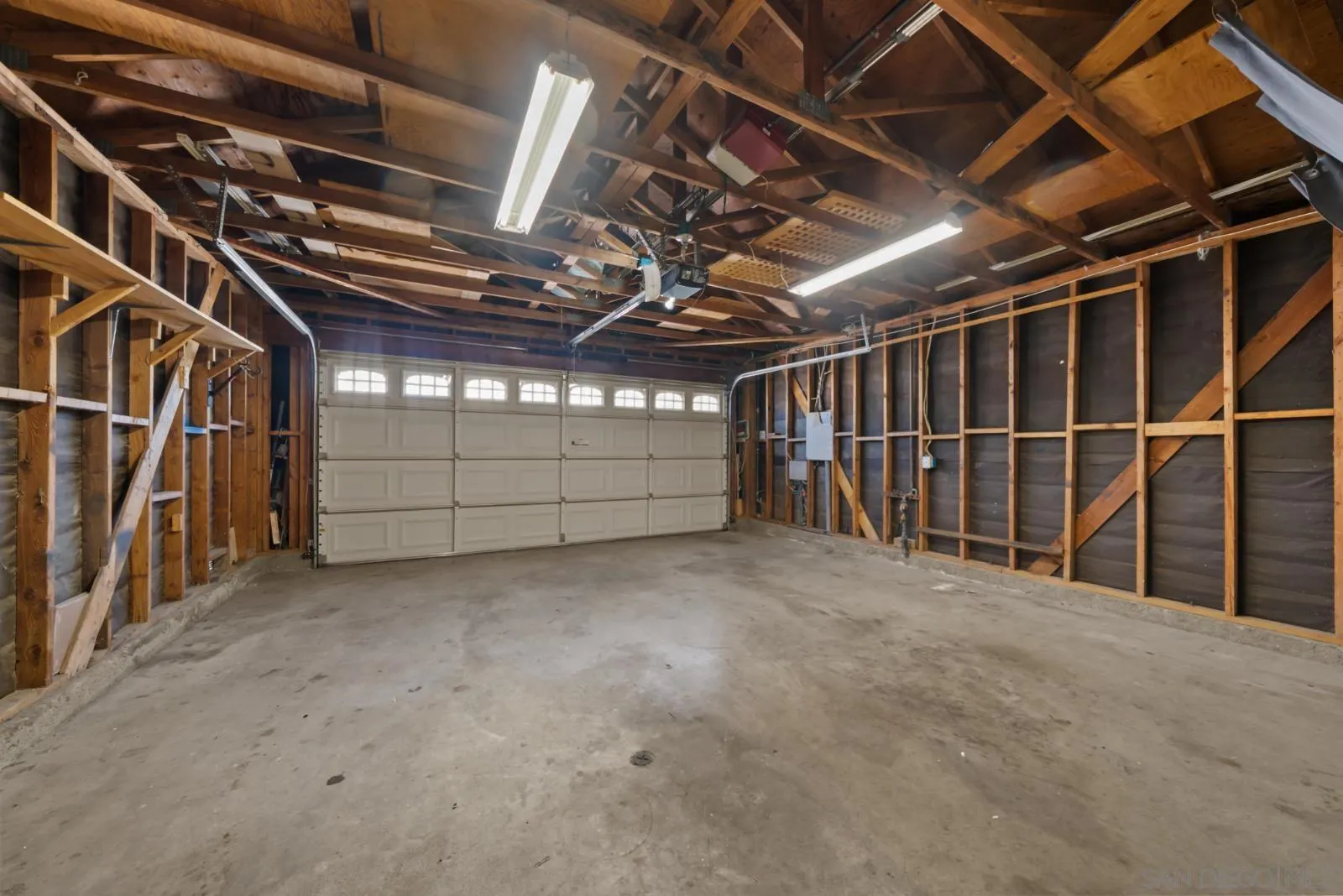 https://cdn.realtyfeed.com/cdn/127/260020965/87f01e4085ce6abcacc659abed11f478.webp