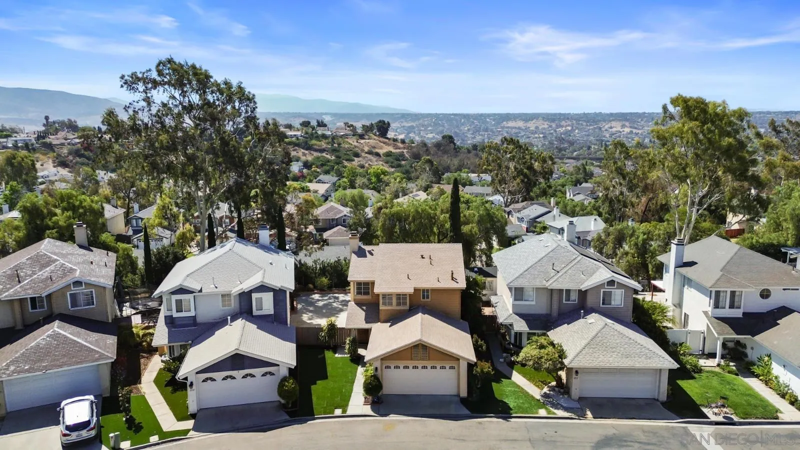 https://cdn.realtyfeed.com/cdn/127/260020965/a0a306229b86b585c9a99f405ab1b43d.webp