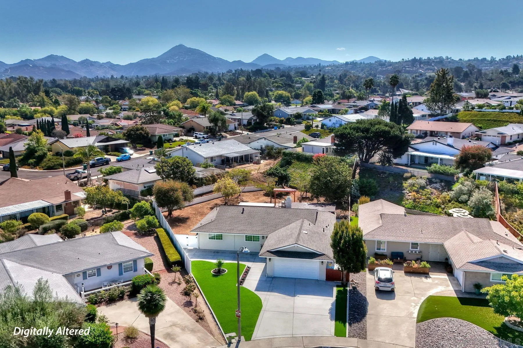 https://cdn.realtyfeed.com/cdn/127/260020966/52a436a8df535d96f6875789161c9f16.webp