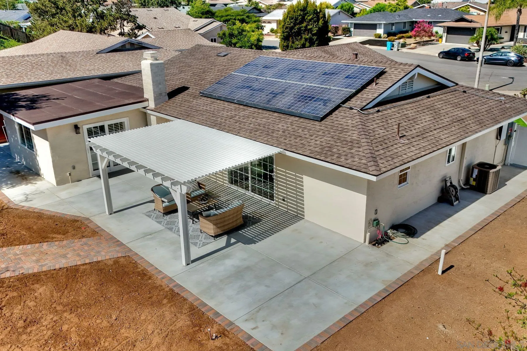 https://cdn.realtyfeed.com/cdn/127/260020966/aa82b5d1dd010c52f934c43cb3a00fdb.webp