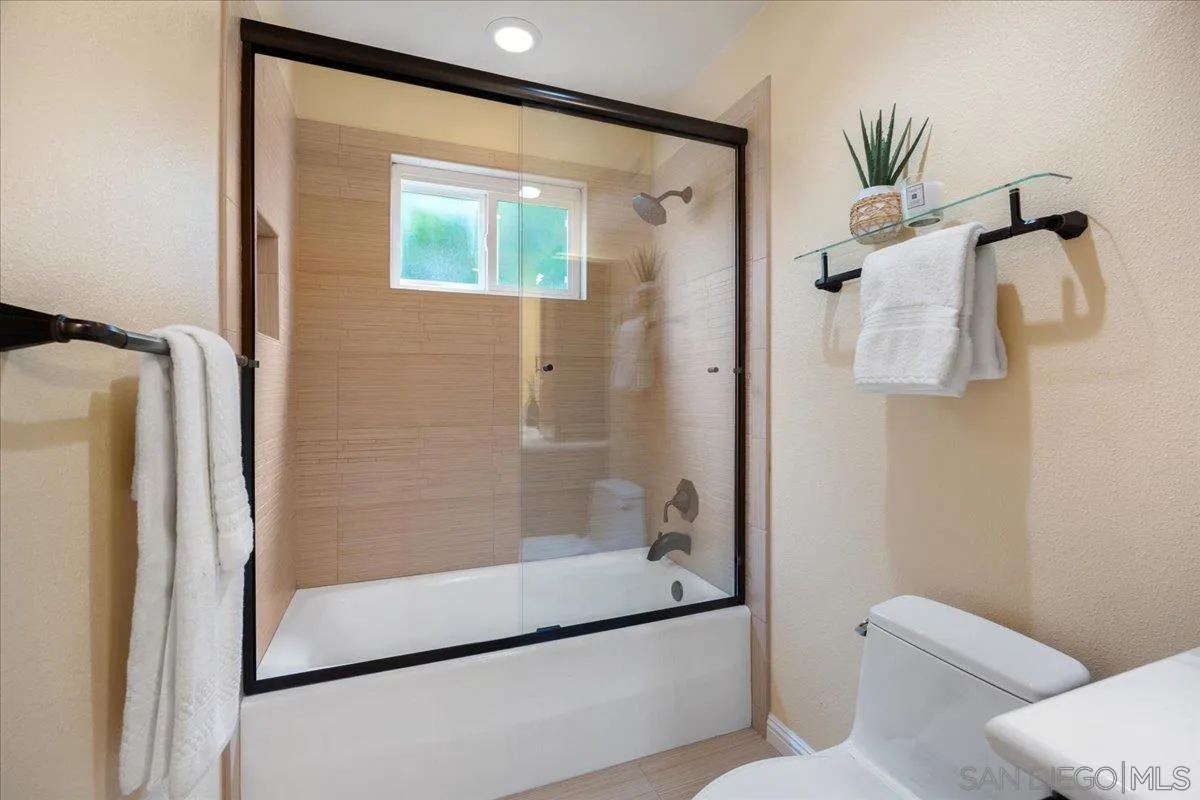 https://cdn.realtyfeed.com/cdn/127/260020969/64429db5559e5fd2626037fa1e24f489.webp