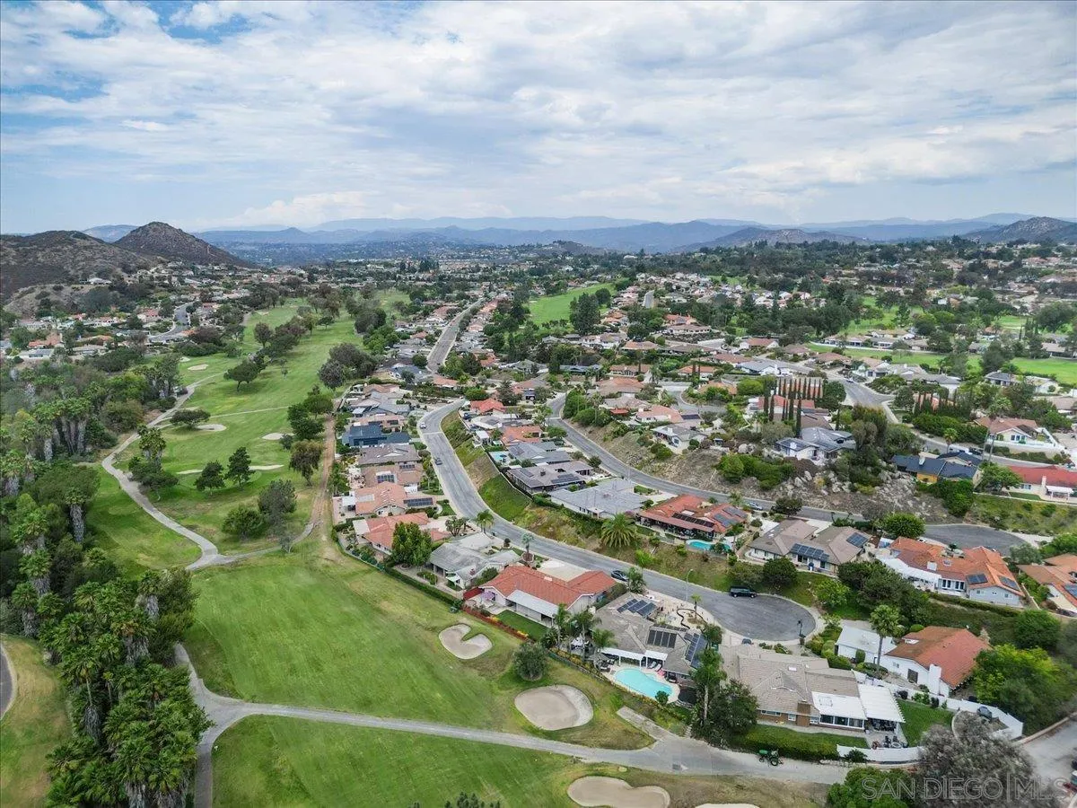 https://cdn.realtyfeed.com/cdn/127/260020969/ca3cd8a8810d11e7790533933ccebb9e.webp