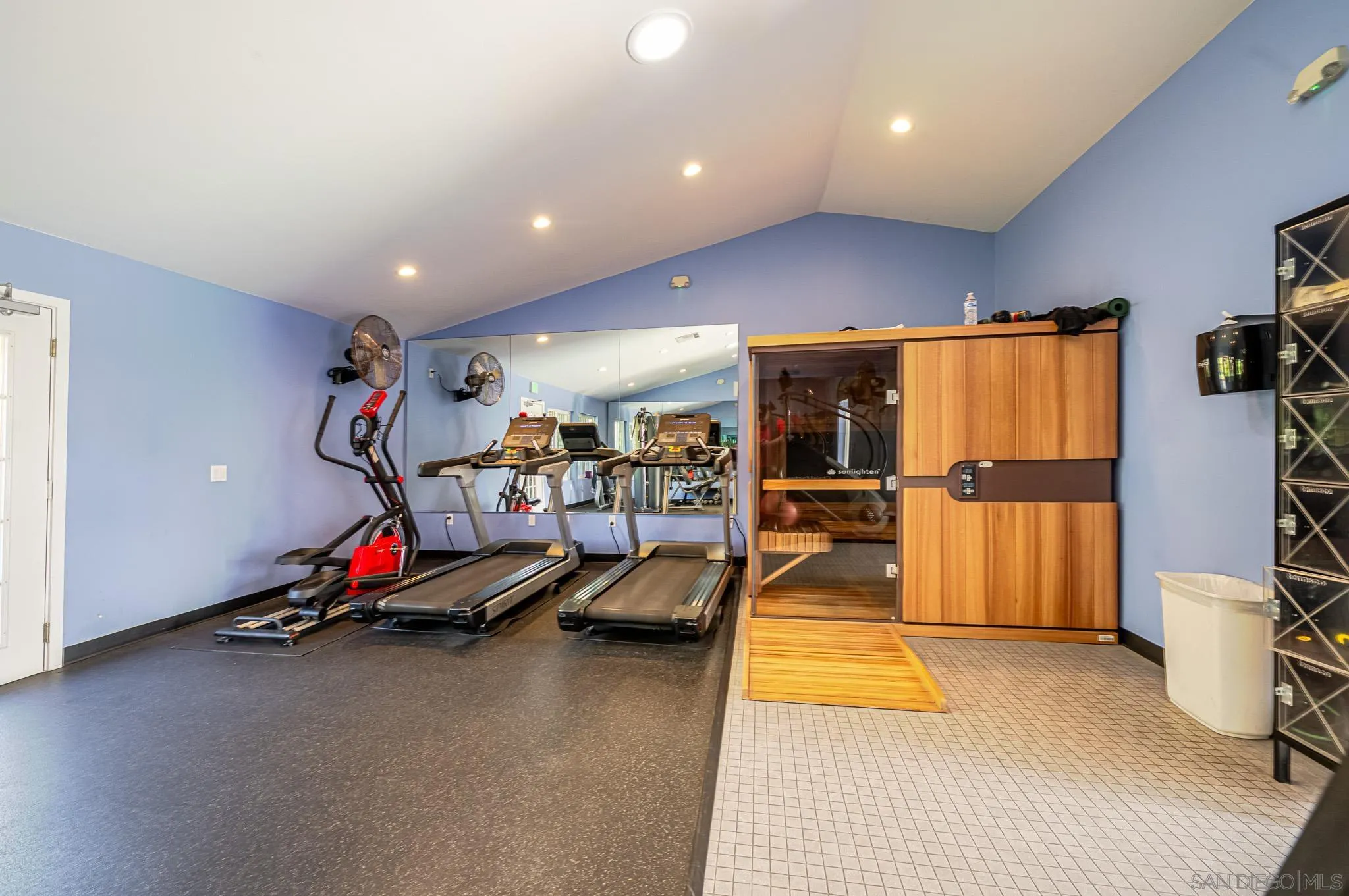 https://cdn.realtyfeed.com/cdn/127/260020971/1aef8583afbb1b3e73a3a957b2fc7428.webp