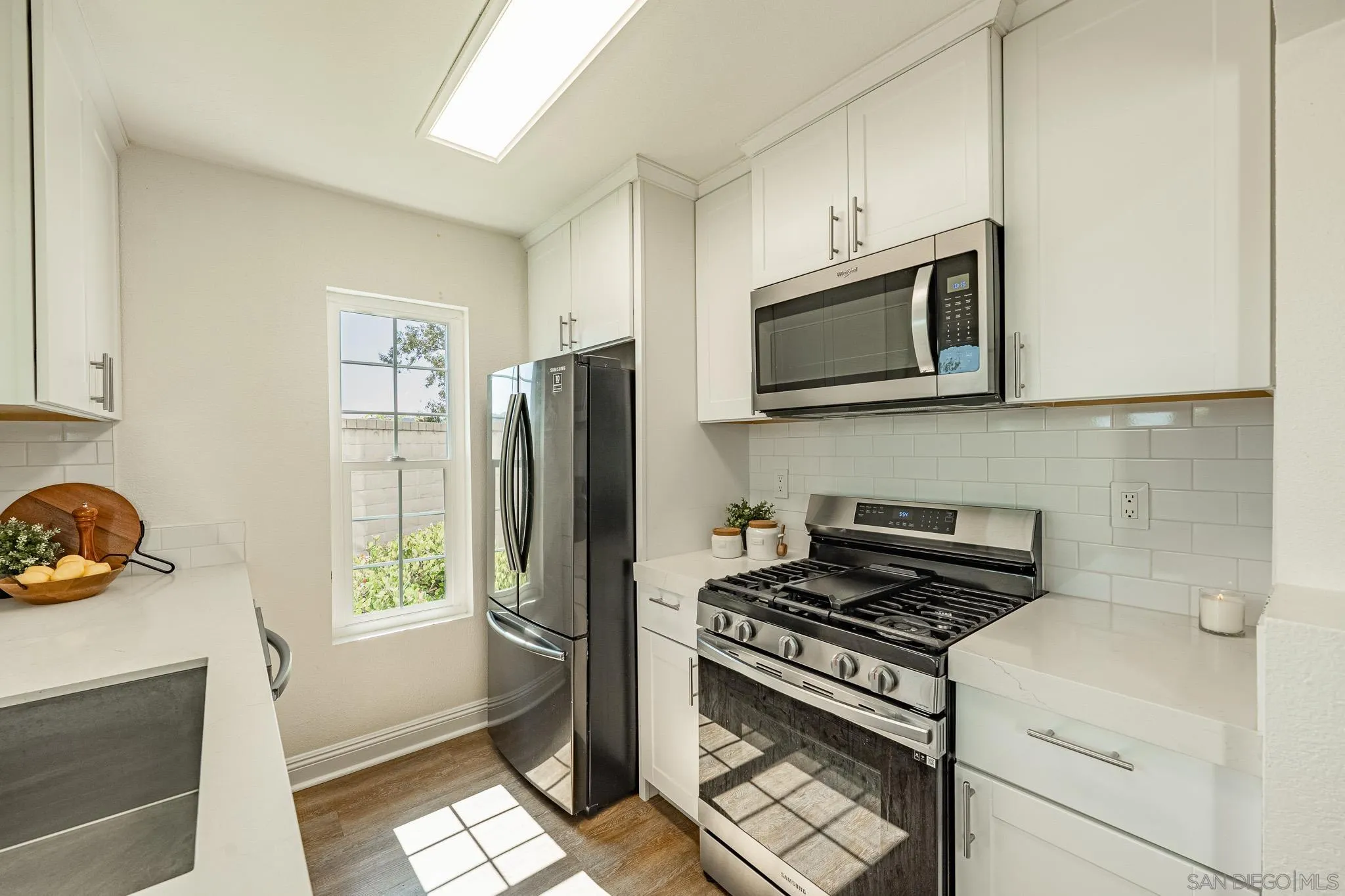 https://cdn.realtyfeed.com/cdn/127/260020971/41ea59748b2217749c33df6150eeda2a.webp