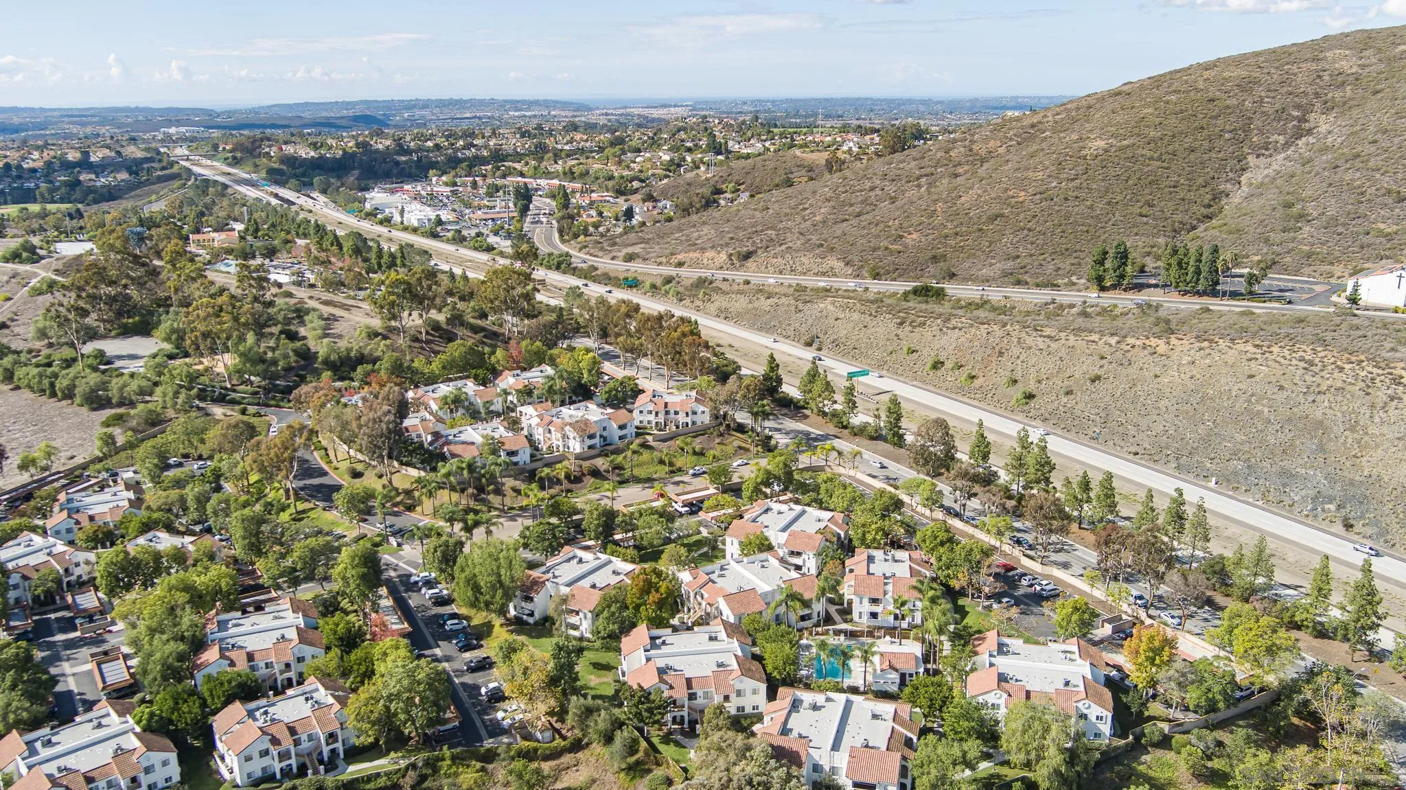 https://cdn.realtyfeed.com/cdn/127/260020971/db867de004dc94b2d0acea2a487d4b39.webp