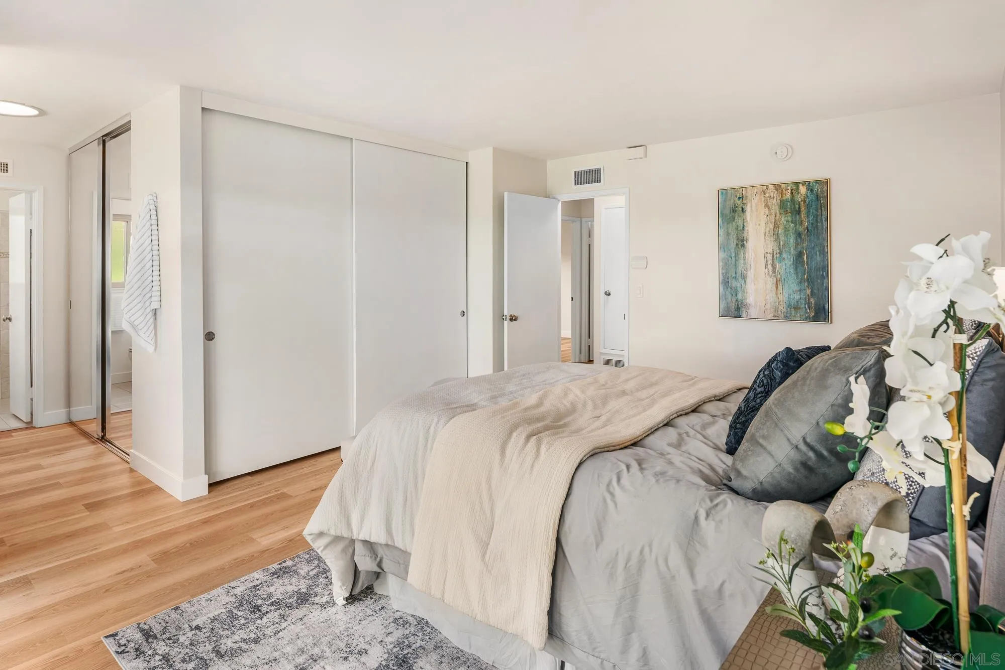 https://cdn.realtyfeed.com/cdn/127/260020973/06bd8f035140ad8b961bf70e06e2623c.webp
