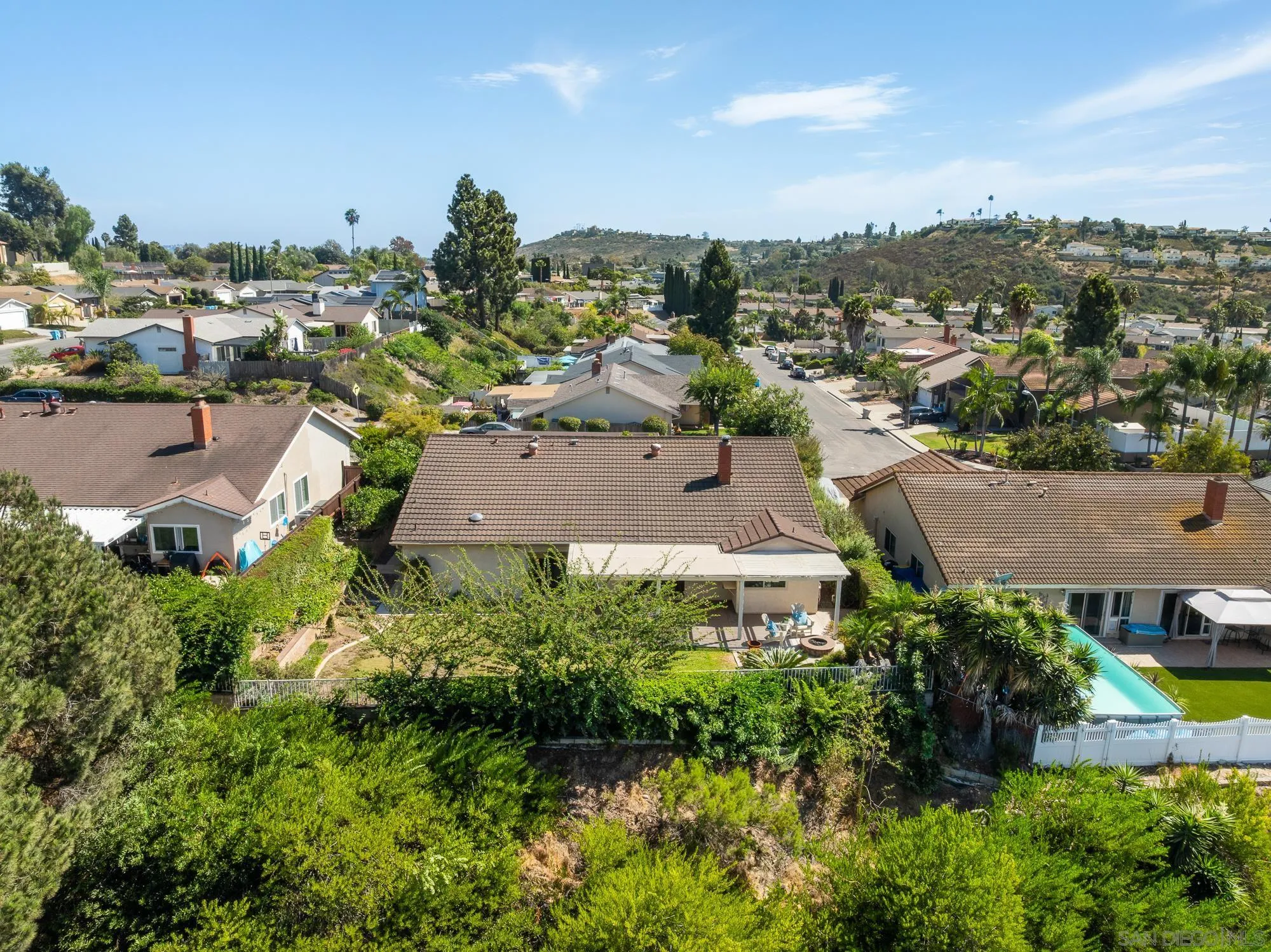 https://cdn.realtyfeed.com/cdn/127/260020973/3db7a71f43a0780ff38452bc4da37ea1.webp
