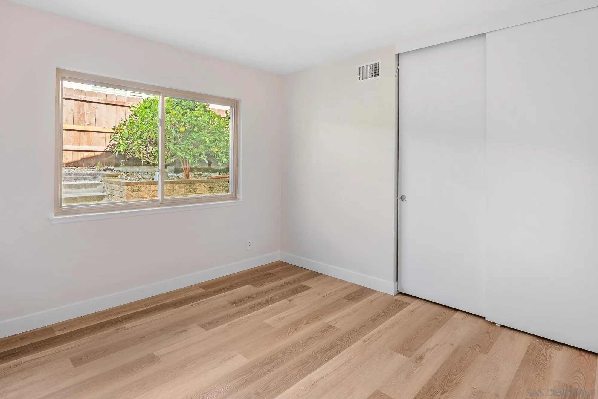 https://cdn.realtyfeed.com/cdn/127/260020973/d7907aef615dff94bb637c926ac6602f.webp