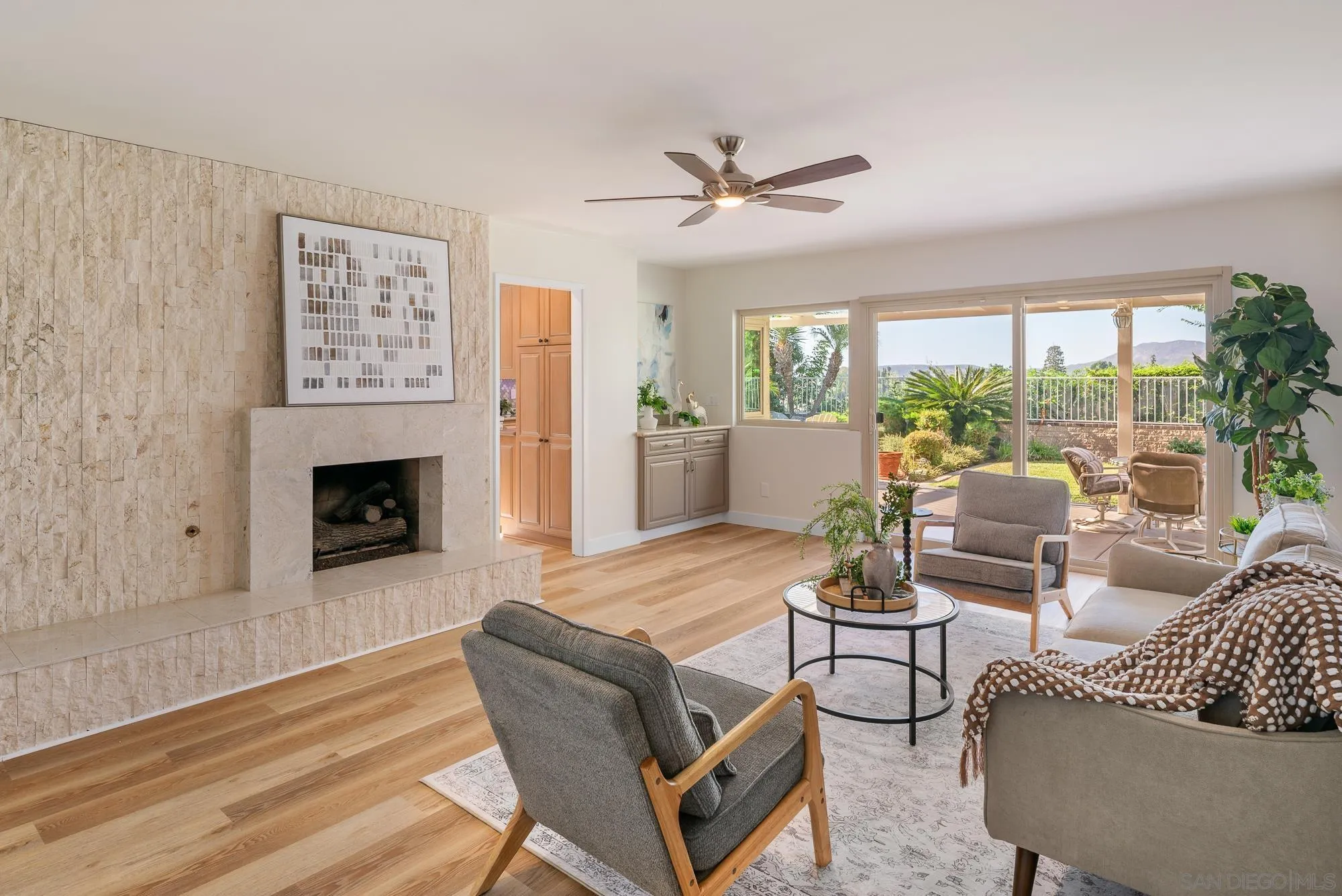 https://cdn.realtyfeed.com/cdn/127/260020973/df4f5bef54dcd6205cc6d0156cb5efc3.webp