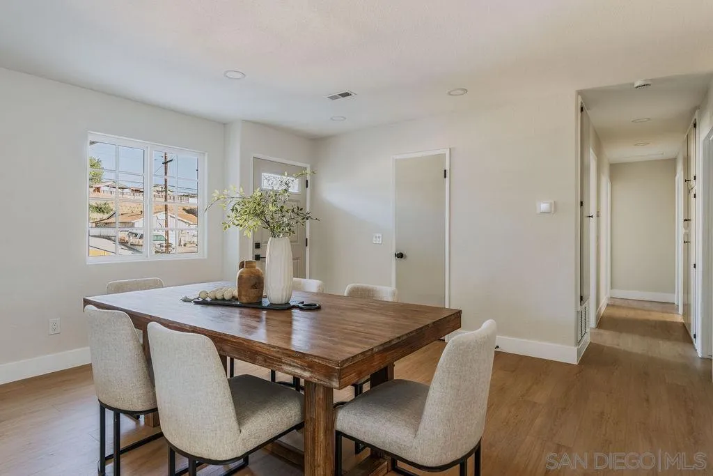 https://cdn.realtyfeed.com/cdn/127/260020975/5d6691b221e6c5392f9681f1195a0f96.webp